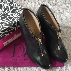 DvF Camilla Ankle Booties in Black Calf sz 8.5